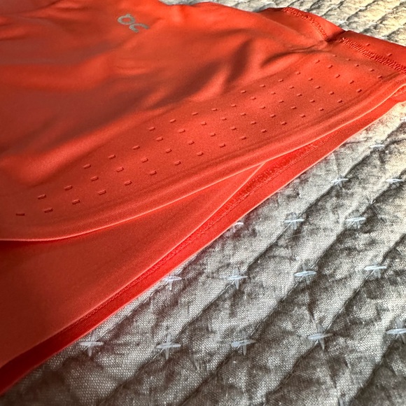 On running race crop - Picture 3 of 5